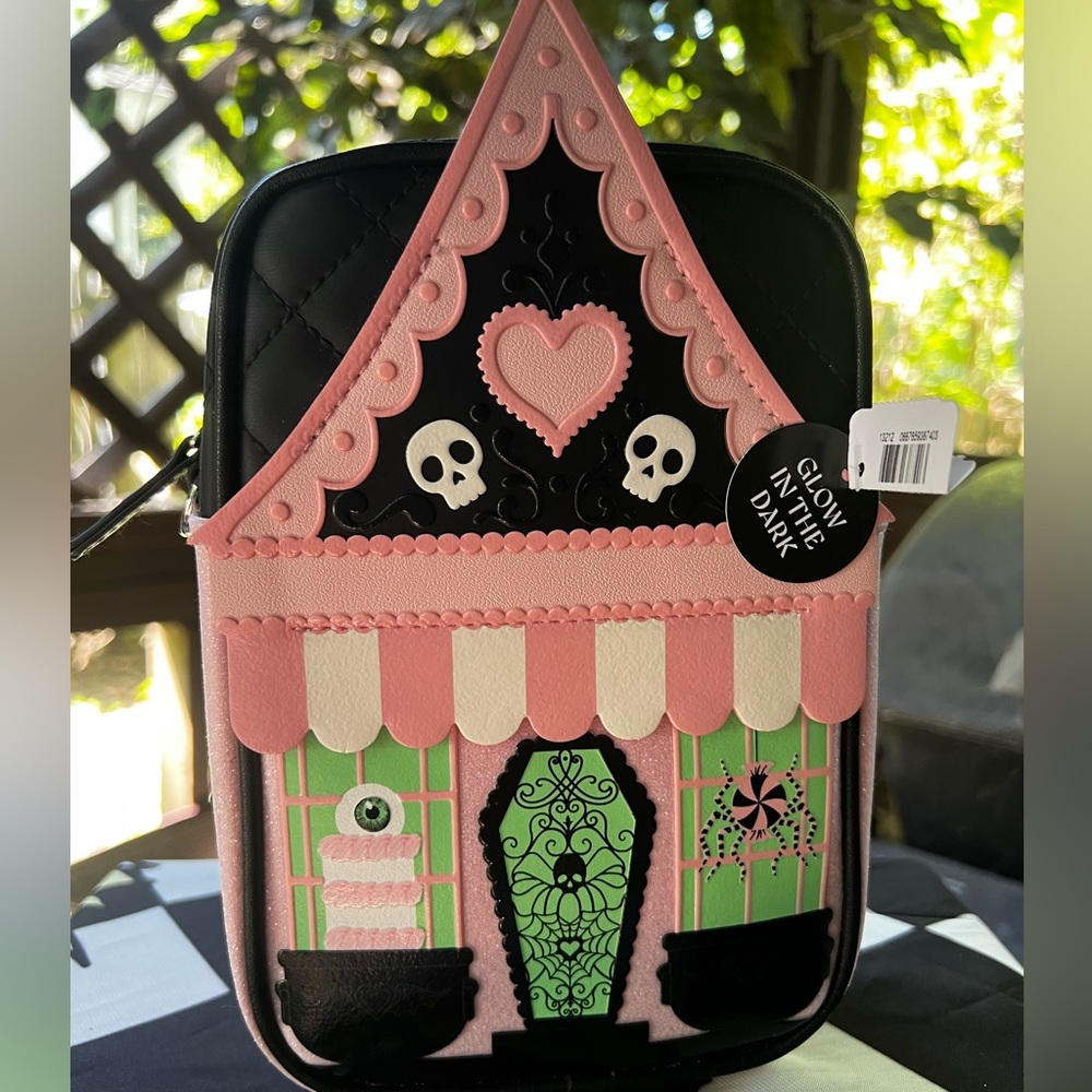 Pink and Black Glow-in-the-Dark Haunted House Bag